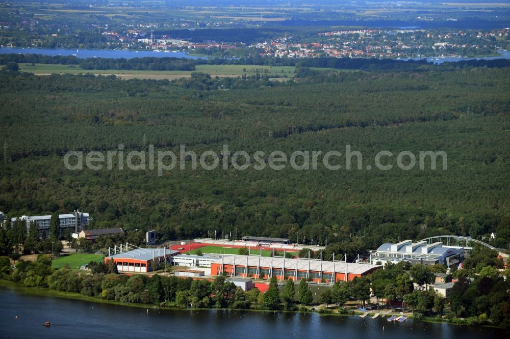 Aerial photograph Potsdam - Ensemble of sports grounds Maerkischer Turnerbund Brandenburg e. V. - MTB on Olympischer Weg in the district Westliche Vorstadt in Potsdam in the state Brandenburg, Germany