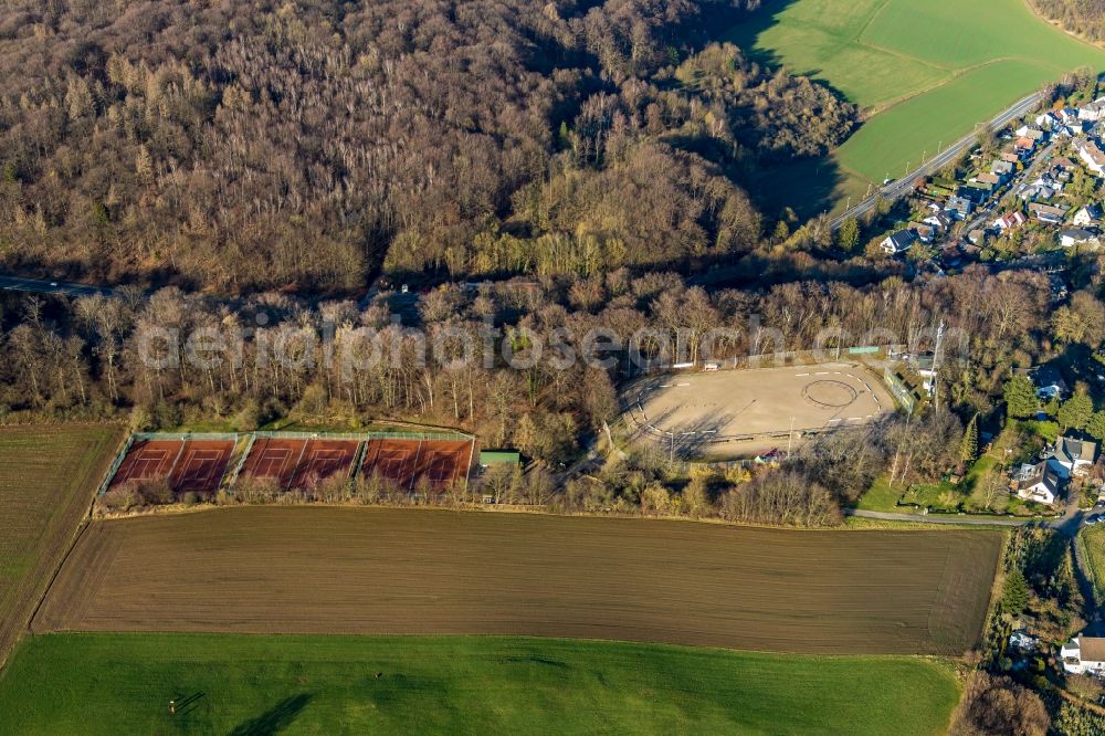 Hagen from the bird's eye view: Ensemble of sports grounds in the district Holthausen in Hagen in the state North Rhine-Westphalia, Germany