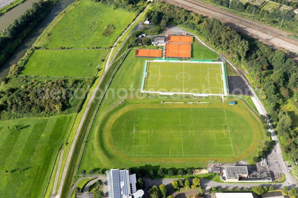 Hamm from above - Ensemble of sports grounds on Philipp-Reis-Strasse in Hamm in the state North Rhine-Westphalia, Germany