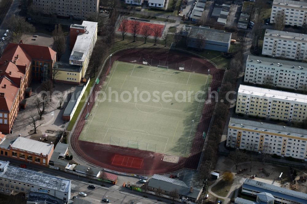 Magdeburg from the bird's eye view: Ensemble of sports grounds Postsportverein Magdeburg von 1926 e.V. Spielhagenstrasse in the district Stadtfeld West in Magdeburg in the state Saxony-Anhalt