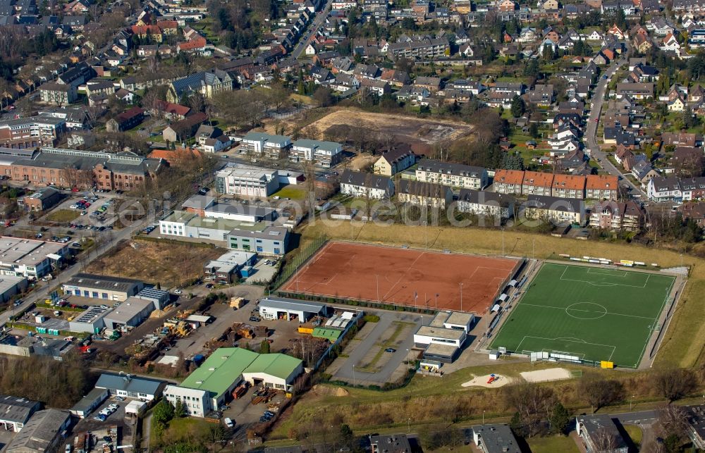 Bottrop from the bird's eye view: Ensemble of sports grounds des SV Rhenania Bottrop 1919 in Bottrop in the state North Rhine-Westphalia