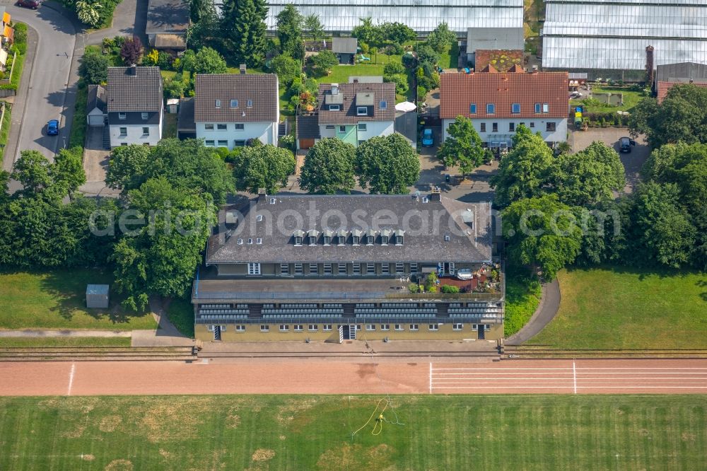 Hagen from the bird's eye view: Ensemble of sports grounds of Sauerland Mustangs on Kapellenstrasse in Hagen in the state North Rhine-Westphalia, Germany