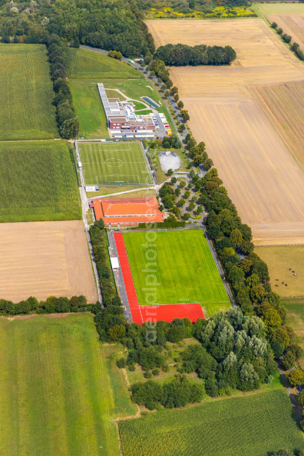 Aerial photograph Bergkamen - Ensemble of sports grounds of Schiesszentrum Unna-Hamm GmbH Overberge on Hansastrasse in Bergkamen in the state North Rhine-Westphalia, Germany