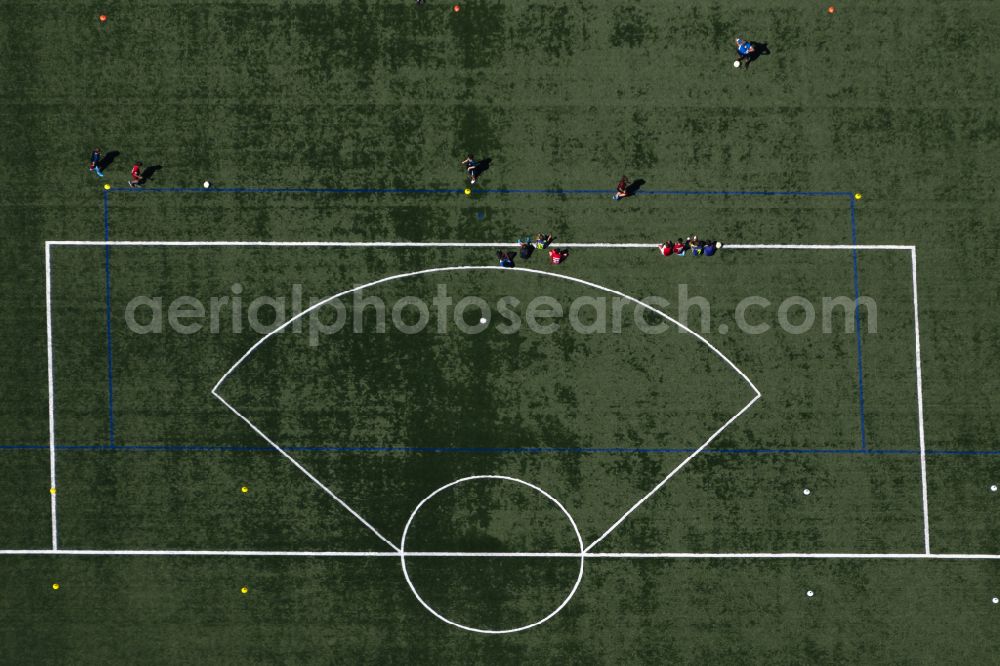 Aerial photograph Freiburg im Breisgau - Ensemble of sports grounds on Schwarzwaldstrasse in Freiburg im Breisgau in the state Baden-Wuerttemberg