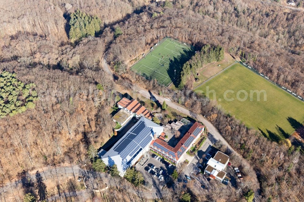 Aerial image Edenkoben - Ensemble of sports grounds of Suedwestdeutschen Fussballverband e.V. and of Sportschule Edenkoben in Edenkoben in the state Rhineland-Palatinate, Germany