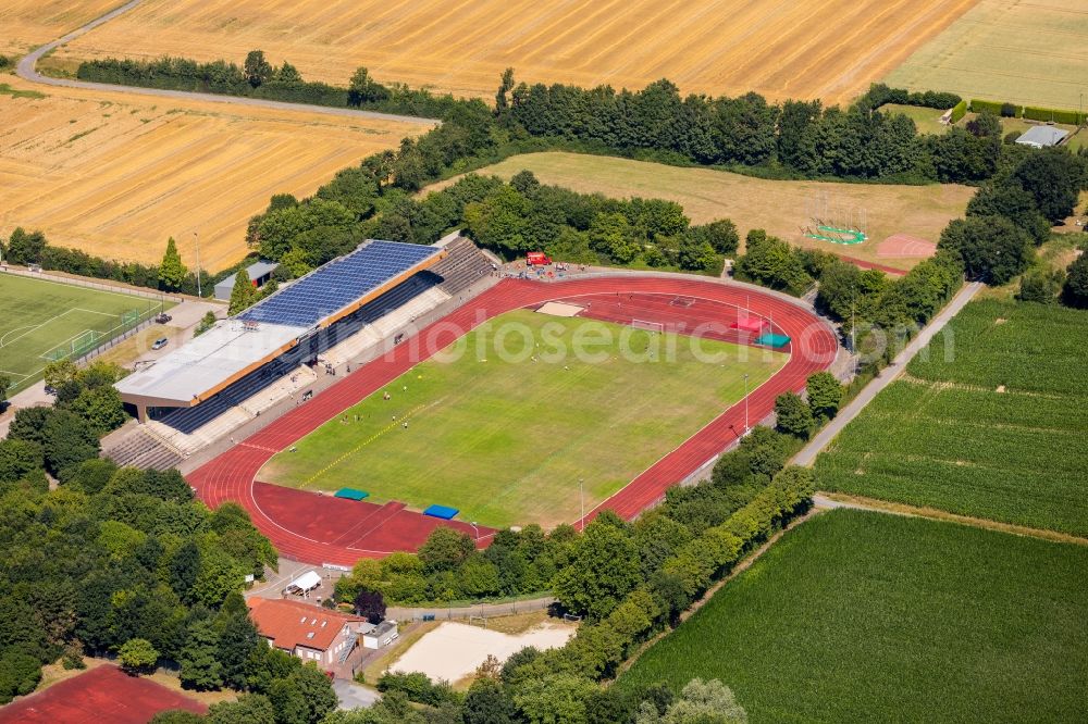 Aerial photograph Ahlen - Ensemble of sports grounds Sportpark Nord of HLZ in Ahlen in the state North Rhine-Westphalia, Germany