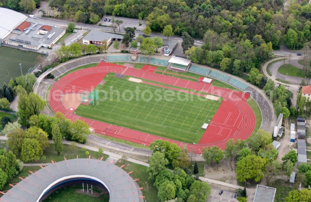 Cottbus from above - Ensemble of sports grounds Sportzentrum in Cottbus in the state Brandenburg. Es ist eines der groessten und modernsten Sportanlagen im Land Brandenburg einschl. Radsportanlage