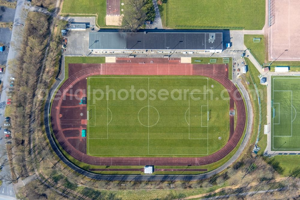 Arnsberg from the bird's eye view: Ensemble of sports grounds Sportzentrum Grosse Wiese in Arnsberg in the state North Rhine-Westphalia, Germany