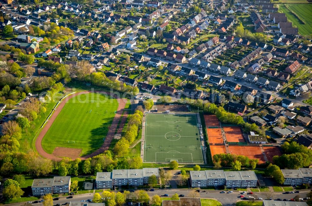 Aerial image Hamm - Ensemble of sports grounds of the sports centre and Tennis CLub SC Eintracht in the Heessen part of Hamm in the state of North Rhine-Westphalia