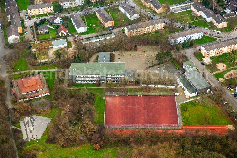 Aerial image Mülheim an der Ruhr - Ensemble of sports grounds - Tennisplace on Ernst-Tommes-Strasse in Muelheim on the Ruhr in the state North Rhine-Westphalia