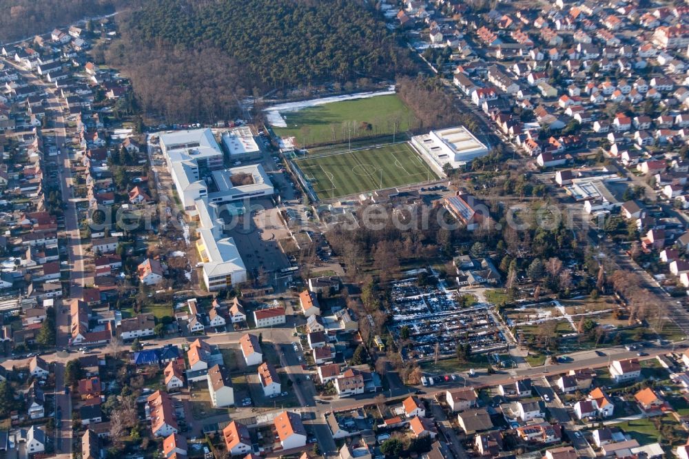 Aerial photograph Maxdorf - Ensemble of sports grounds of TSG Maxdorf with Waldsporthalle in Maxdorf in the state Rhineland-Palatinate, Germany