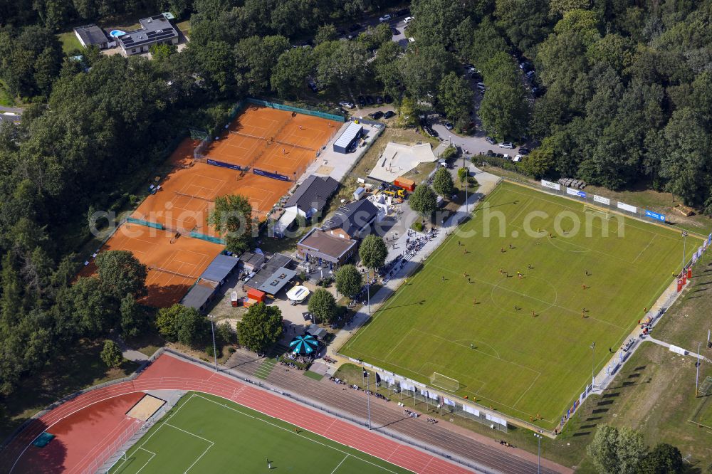 Brüggen from above - Ensemble of sports grounds Tura Brueggen 1923 e.V. on street Auf dem Vennberg in the district Laar in Brueggen in the state North Rhine-Westphalia, Germany