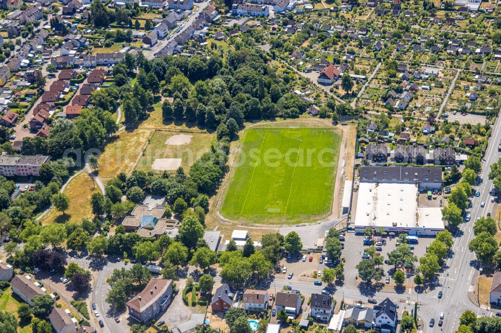 Castrop-Rauxel from above - Ensemble of sports grounds of VfB Habinghorst e.V. 1920 on street Recklinghauser Strasse in the district Habinghorst in Castrop-Rauxel at Ruhrgebiet in the state North Rhine-Westphalia, Germany