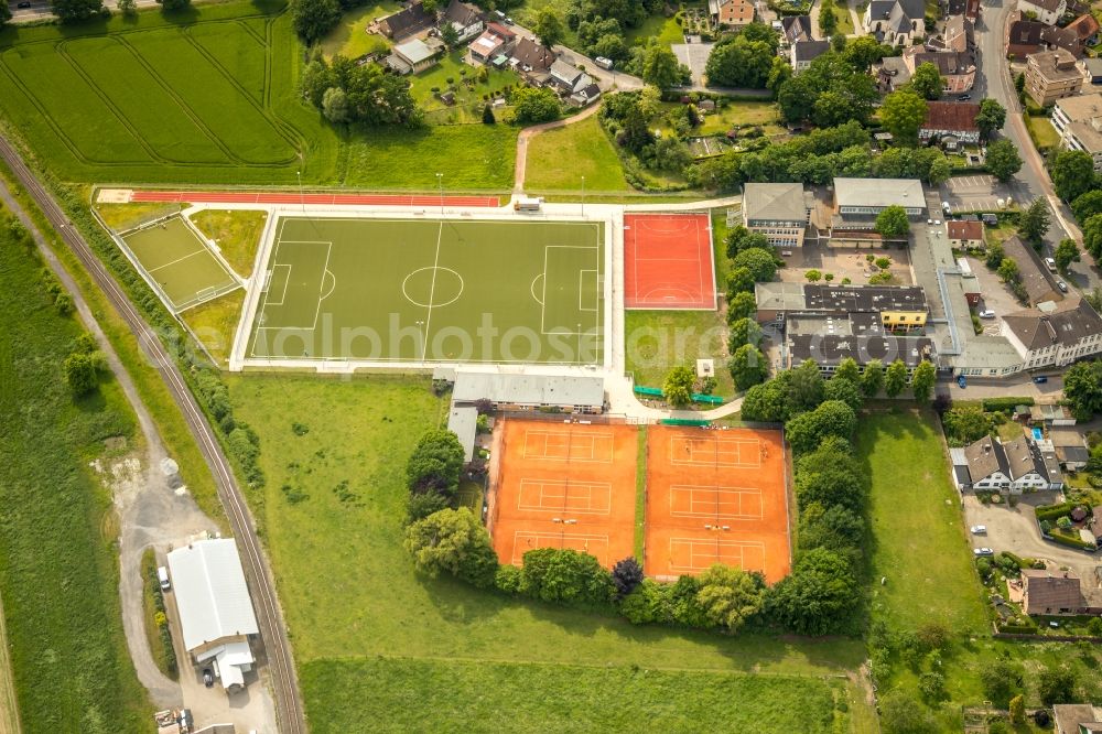 Hamm from the bird's eye view: Ensemble of sports grounds of VfL Mark 1928 e.V. in the district Norddinker in Hamm in the state North Rhine-Westphalia, Germany