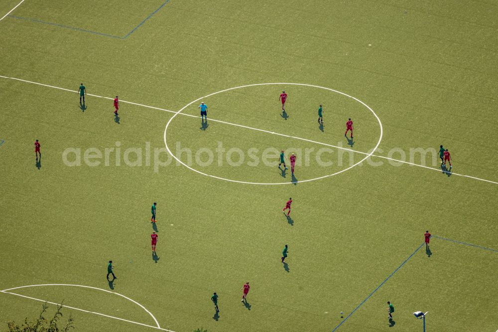 Aerial image Hamm - Ensemble of sports grounds between Roemerstrasse - Im Ruenfeld - Bockumer Weg and Herbert-Sandhoff-Weg in Hamm in the state North Rhine-Westphalia, Germany