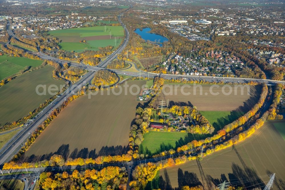 Aerial photograph Bochum - Development area and building land fallow on higway route exit Querenburg in Bochum in the state North Rhine-Westphalia, Germany