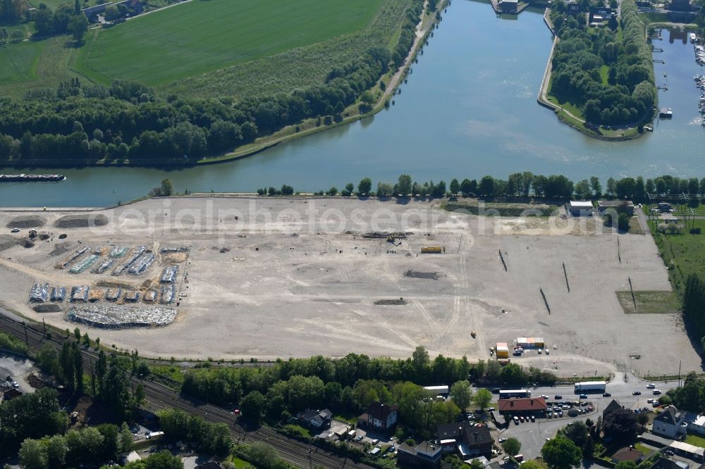 Datteln from the bird's eye view: Development area and building land fallow on Castroper Strasse in Datteln in the state North Rhine-Westphalia, Germany