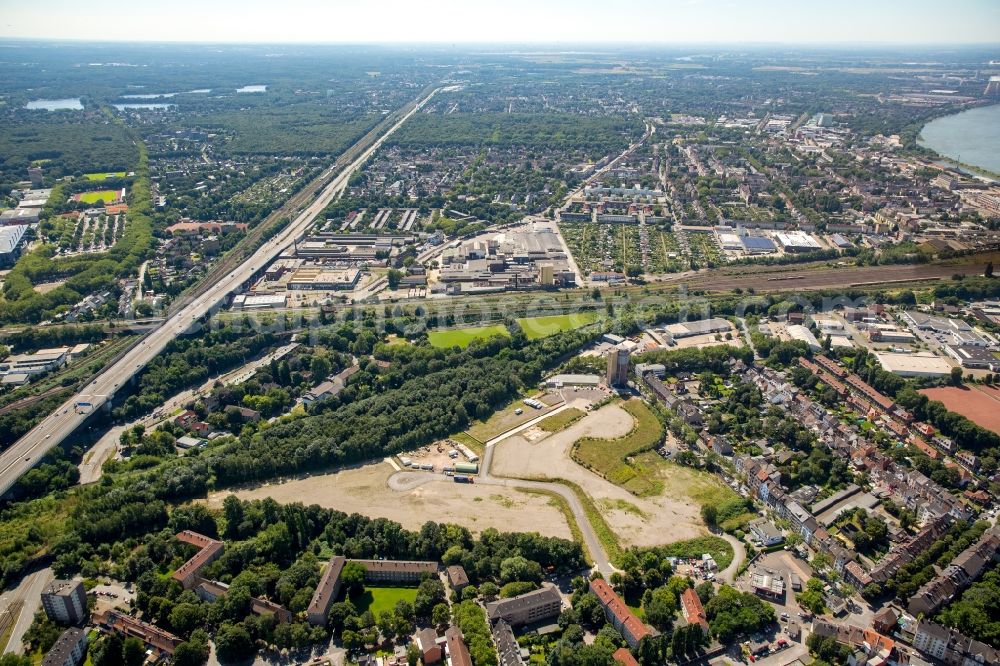 Aerial photograph Duisburg - Development area and building land fallow at Krummenhakstreet in the district Hochfeld in Duisburg in the state North Rhine-Westphalia