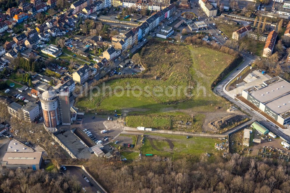 Aerial photograph Duisburg - Development area and building land fallow at Krummenhakstreet in the district Hochfeld on street Heerstrasse in Duisburg in the state North Rhine-Westphalia