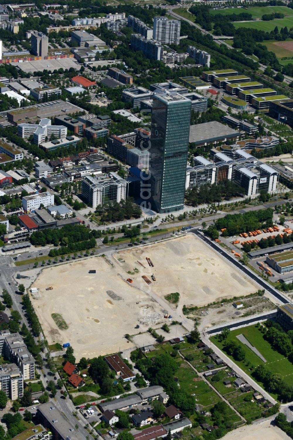 Aerial photograph München - Development area and building land fallow on Georg-Brauchle-Ring - Emmy-Noether-Strasse in the district Moosach in Munich in the state Bavaria, Germany