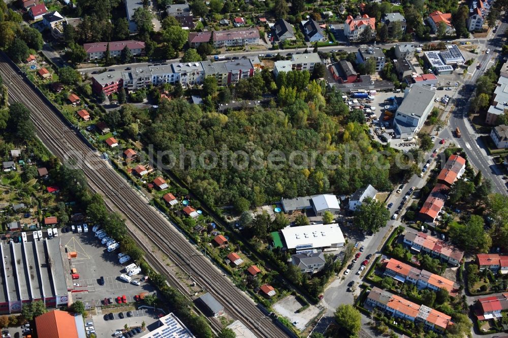 Aerial image Berlin - Development area and building land fallow Hochstrasse - Hildburghauser Strasse in the district Lichterfelde in Berlin, Germany