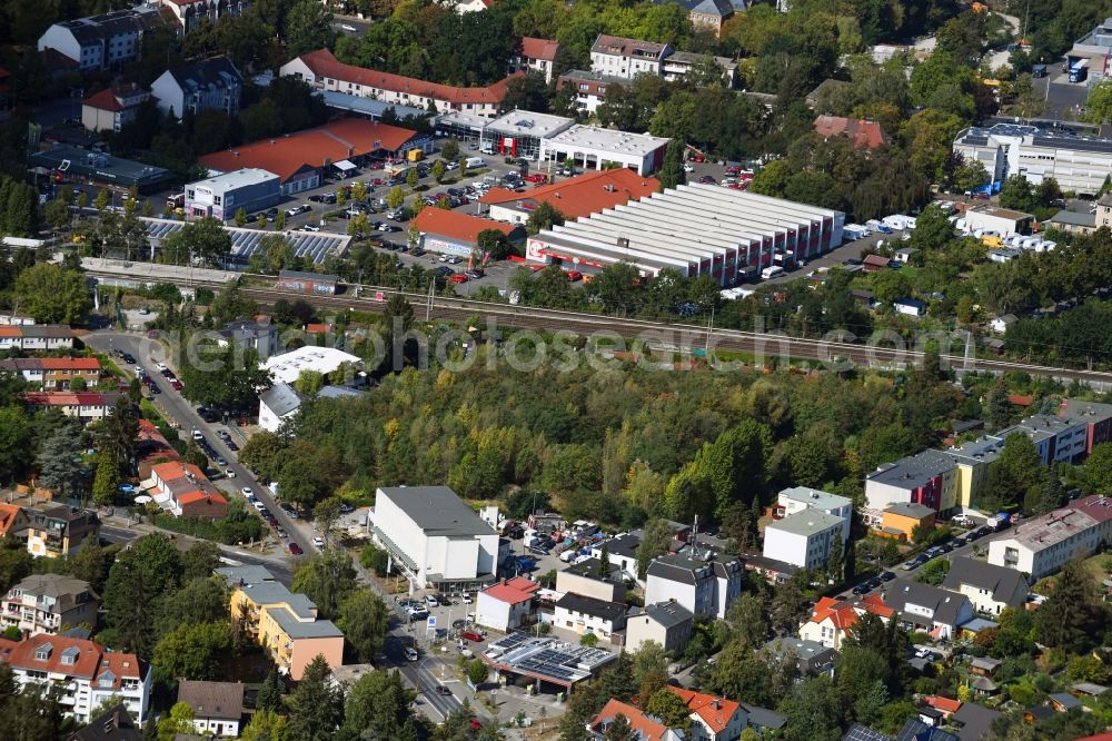 Aerial image Berlin - Development area and building land fallow Hochstrasse - Hildburghauser Strasse in the district Lichterfelde in Berlin, Germany