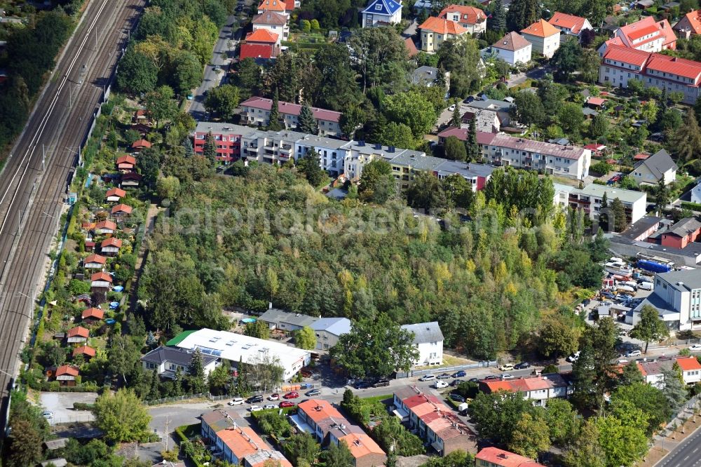 Berlin from above - Development area and building land fallow Hochstrasse - Hildburghauser Strasse in the district Lichterfelde in Berlin, Germany