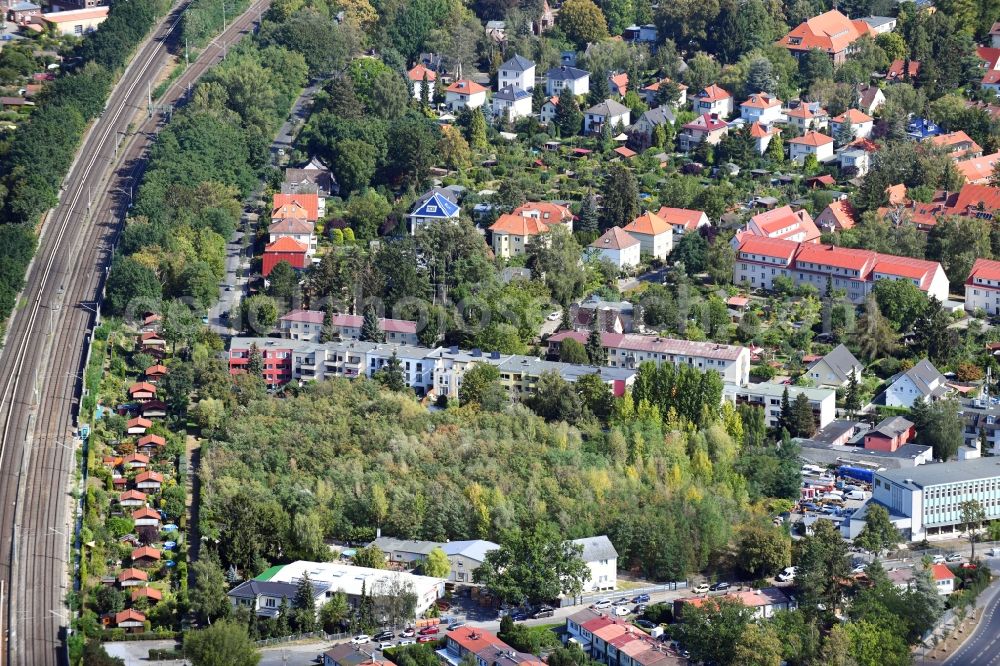 Berlin from above - Development area and building land fallow Hochstrasse - Hildburghauser Strasse in the district Lichterfelde in Berlin, Germany