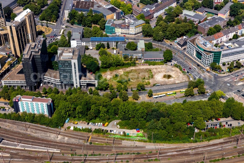 Essen from above - Development area and building land fallow on Hollestrasse - Varnhorststrasse in Essen in the state North Rhine-Westphalia, Germany