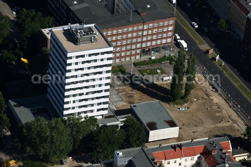 Berlin from the bird's eye view: Development area and building land fallow in the Mueller street in Berlin