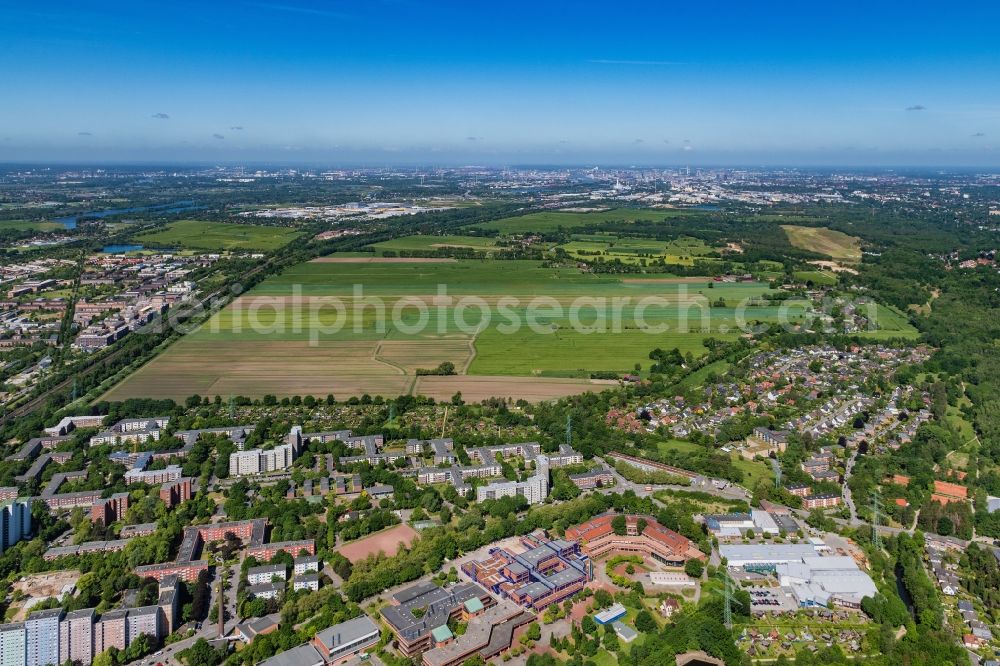 Aerial photograph Hamburg - Development area and building land fallow Oberbillwerder also The Connected City between Noerdlicher Bahngraben and Billwerder Billdeich in the district Billwerder in Hamburg, Germany