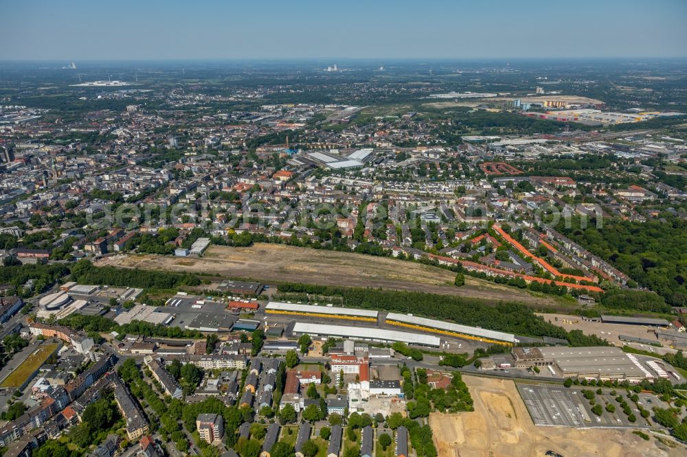 Dortmund from the bird's eye view: Development area and building land fallow on Heiliger Weg in Dortmund in the state North Rhine-Westphalia, Germany