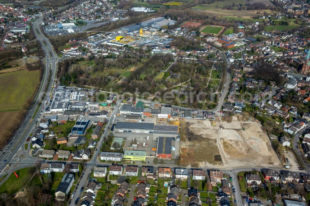 Bottrop from above - Development area and building land fallow and the site of the Bottroper Entsorgung und Stadtreinigung in Bottrop in the federal state North Rhine-Westphalia, Germany