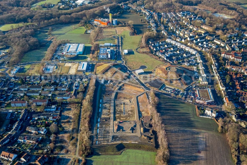 Bochum from the bird's eye view: Development area and building land fallow to the new building area Wohnpark Hiltrop on the former area of the lime sandstone work to Dietrich Benking-street in the district of Hiltrop in Bochum in the federal state North Rhine-Westphalia