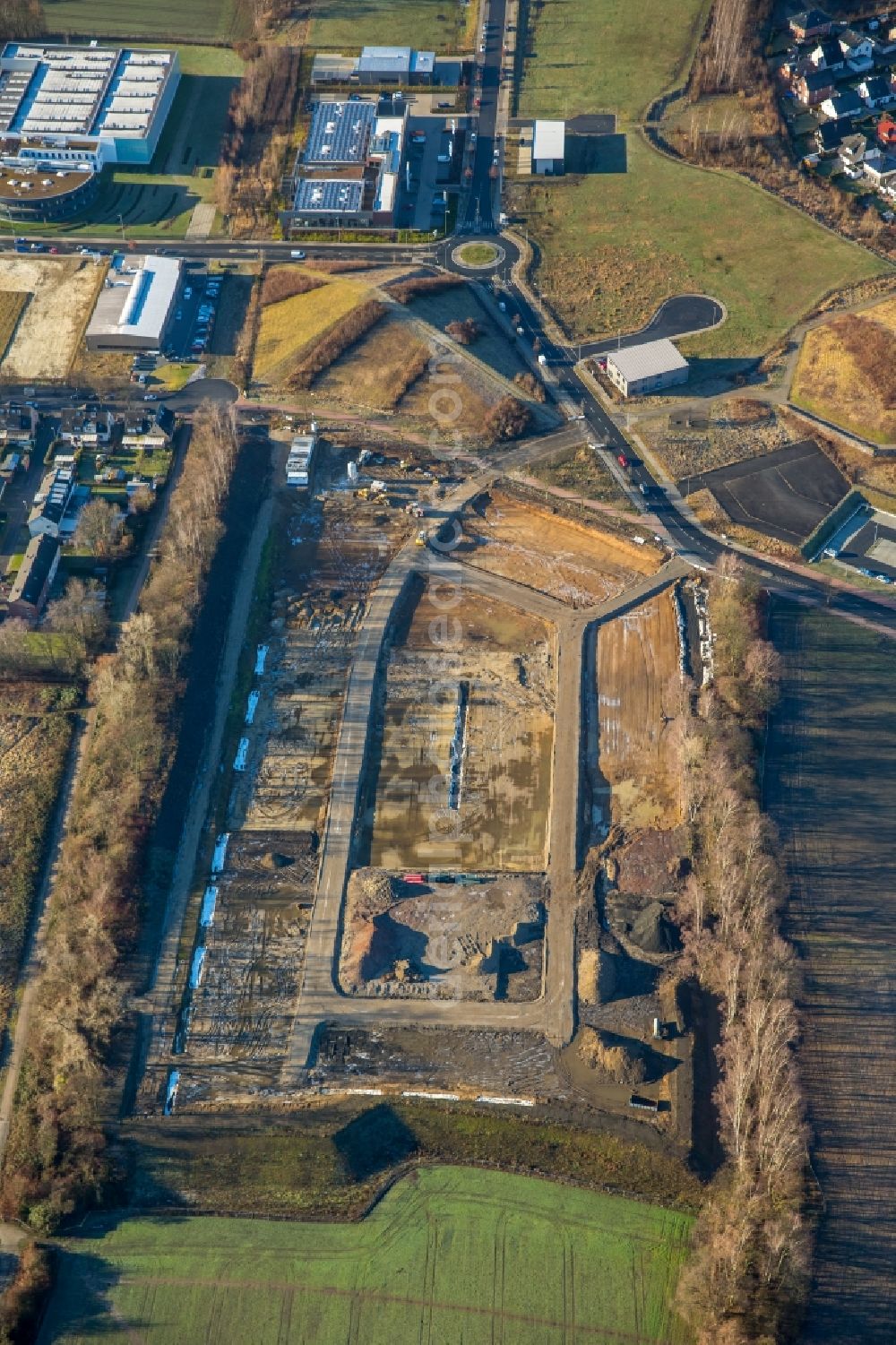 Aerial photograph Bochum - Development area and building land fallow to the new building area Wohnpark Hiltrop on the former area of the lime sandstone work to Dietrich Benking-street in the district of Hiltrop in Bochum in the federal state North Rhine-Westphalia