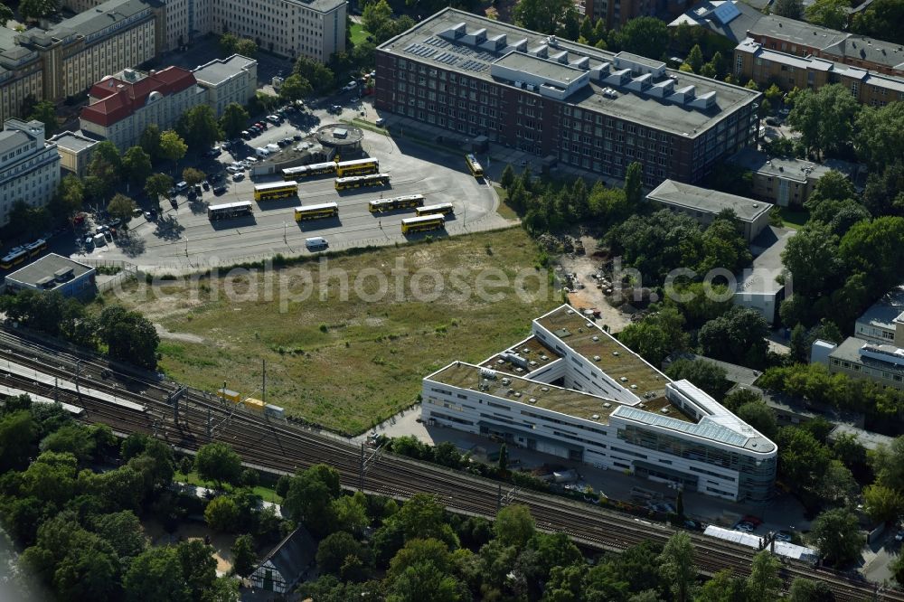 Aerial photograph Berlin - Development area and building land fallow on Hertzallee on S-Bahnhof Zoologischer Garten in Berlin, Germany