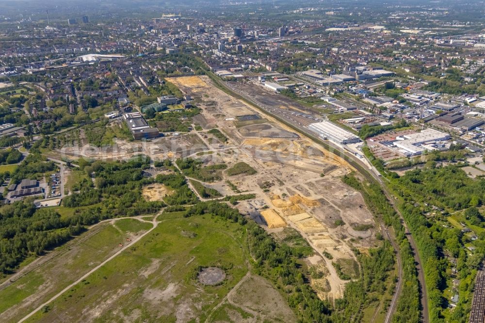 Aerial image Dortmund - Development area of the industrial wasteland of Dortmund Logistik GmbH of the DSW21 group with railway depot Siemens Rail Service Center on the site of the former Westfalenhuette in Dortmund at Ruhrgebiet in the state of North Rhine-Westphalia