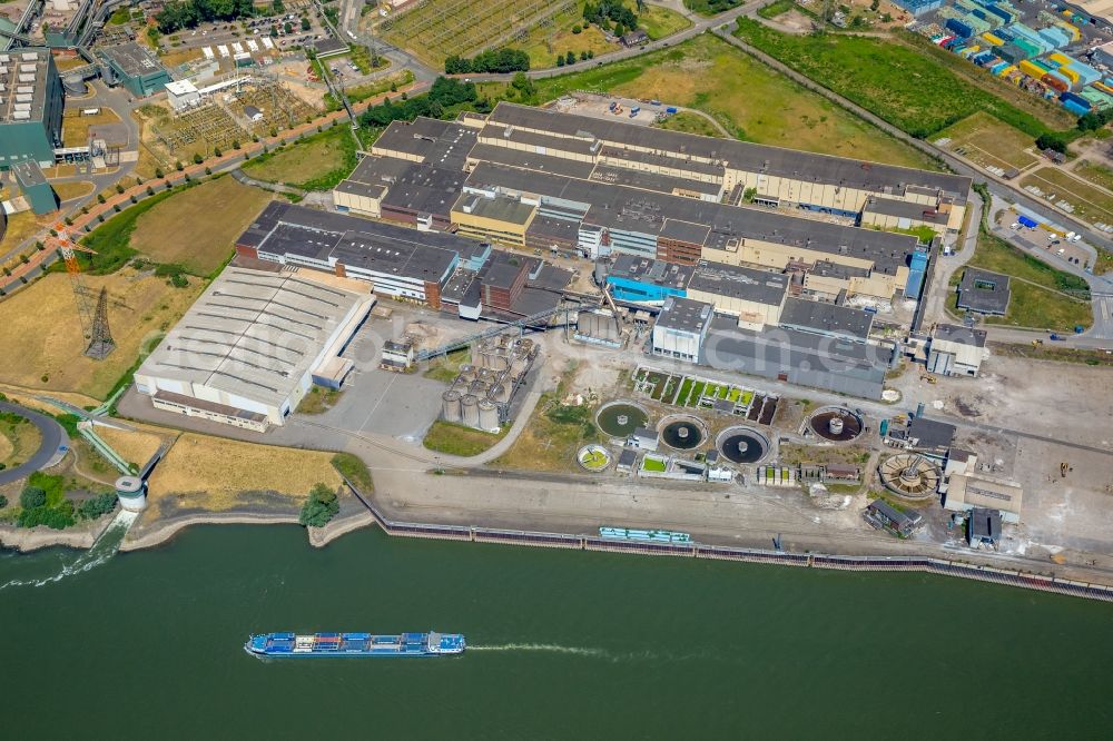 Aerial image Duisburg - Development area of former industrial and commercial area of of Duisburger Hafen AG Logport VI 6 on Rhine river in Duisburg in the state North Rhine-Westphalia, Germany