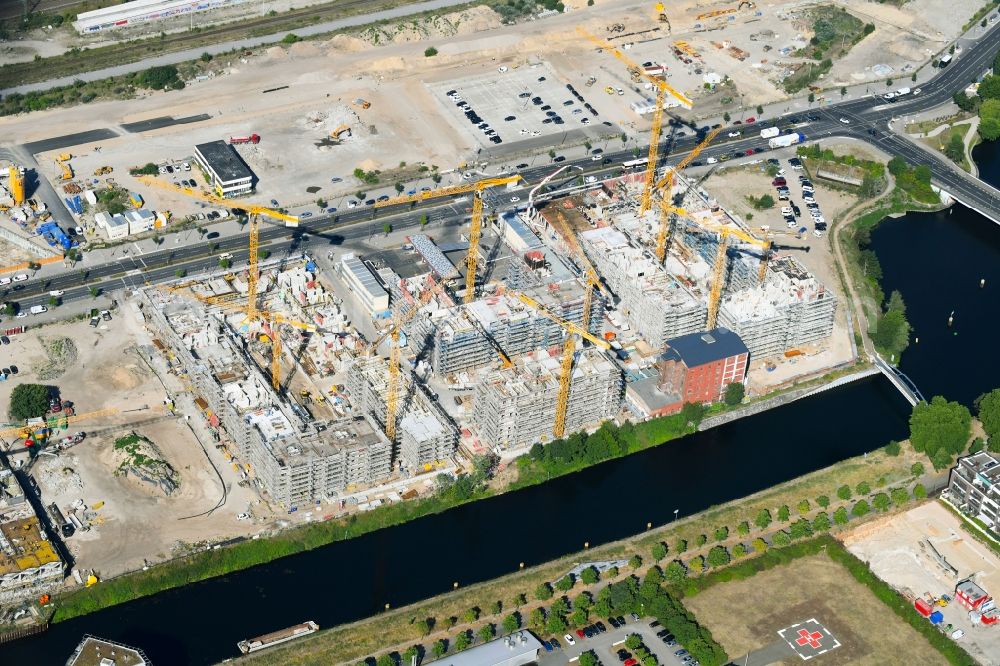 Berlin from the bird's eye view: Development area of industrial wasteland of Europa City along the Heidestrasse in the district Moabit in Berlin, Germany