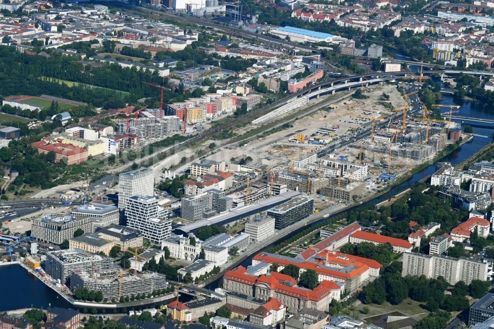 Aerial image Berlin - Development area of industrial wasteland of Europa City along the Heidestrasse in the district Moabit in Berlin, Germany