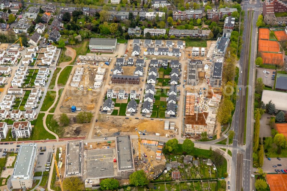 Düsseldorf from the bird's eye view: Development area Gartenstadt Reitzenstein with construction sites on site of the former military barracks Reitzenstein in Duesseldorf in the state of North Rhine-Westphalia