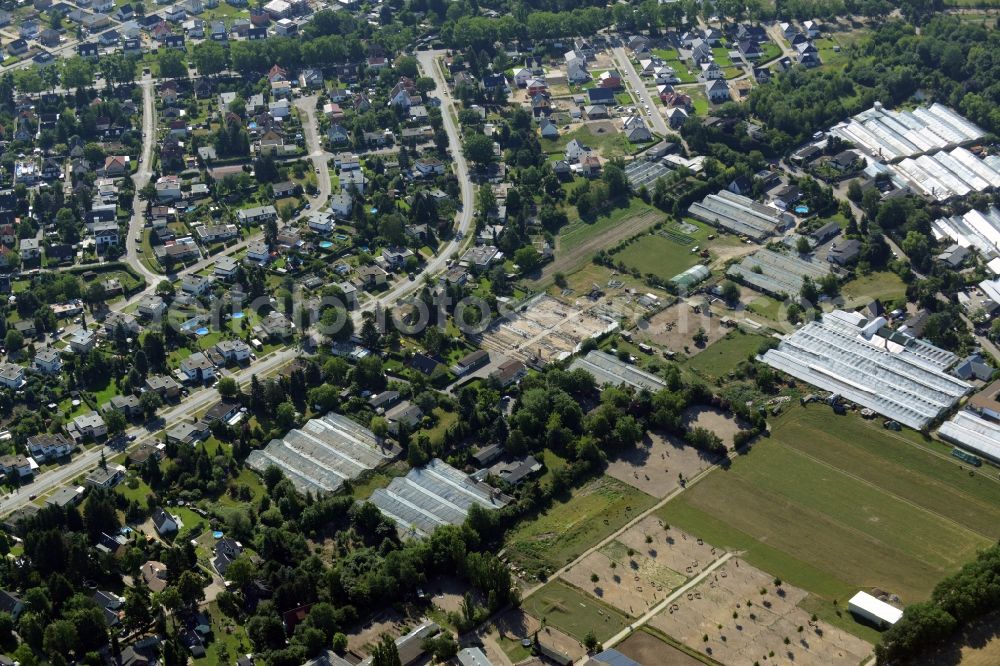 Aerial photograph Berlin - Development area of wasteland on the site of a former nurseryan der Pfauenkehre in Berlin in Germany