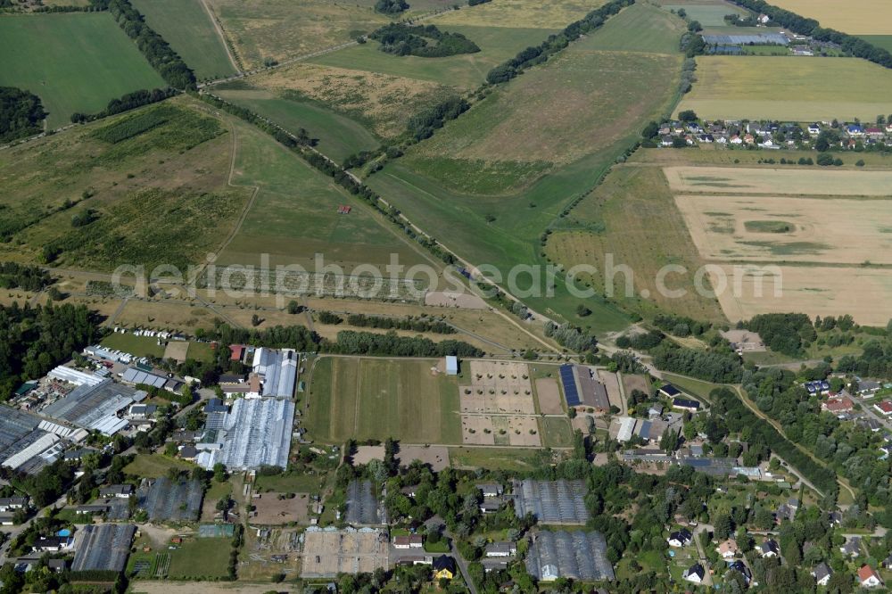 Aerial image Berlin - Development area of wasteland on the site of a former nurseryan der Pfauenkehre in Berlin in Germany