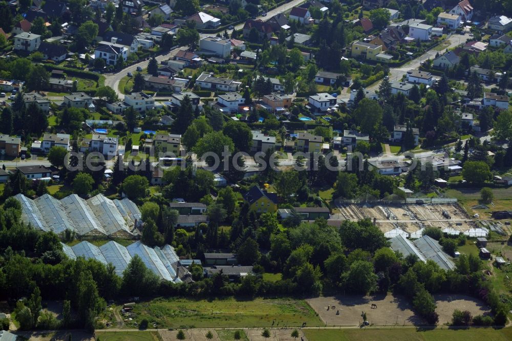 Aerial image Berlin - Development area of wasteland on the site of a former nurseryan der Pfauenkehre in Berlin in Germany