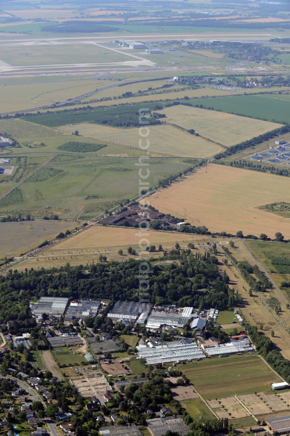 Aerial image Berlin - Development area of wasteland on the site of a former nurseryan der Pfauenkehre in Berlin in Germany