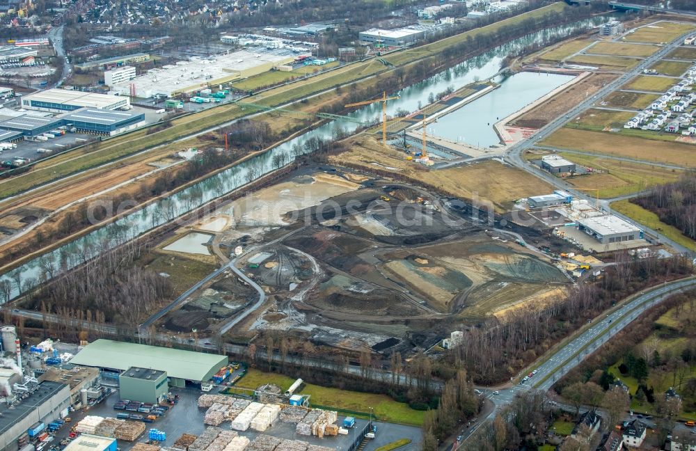 Gelsenkirchen from above - Site development area of the former Zeche Graf Bismarck / remodeling to new construction with residential neighborhoods on the Rhine-Herne Canal in Gelsenkirchen in North Rhine-Westphalia NRW