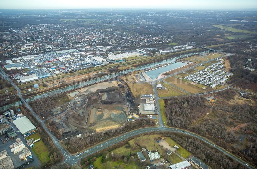 Gelsenkirchen from the bird's eye view: Site development area of the former Zeche Graf Bismarck / remodeling to new construction with residential neighborhoods on the Rhine-Herne Canal in Gelsenkirchen in North Rhine-Westphalia NRW