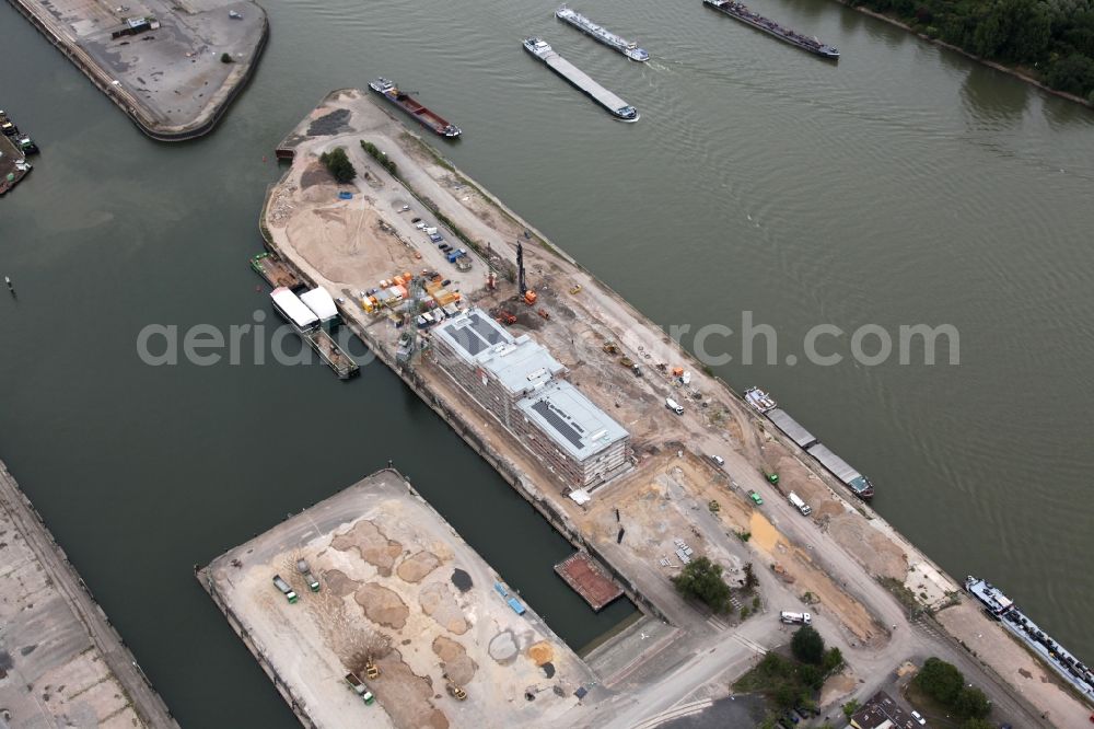 Aerial image Mainz - Development area on grounds of the former customs and inland port on the banks of the River Main in Mainz in Rhineland-Palatinate