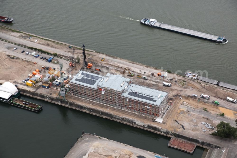 Aerial photograph Mainz - Development area on grounds of the former customs and inland port on the banks of the River Main in Mainz in Rhineland-Palatinate