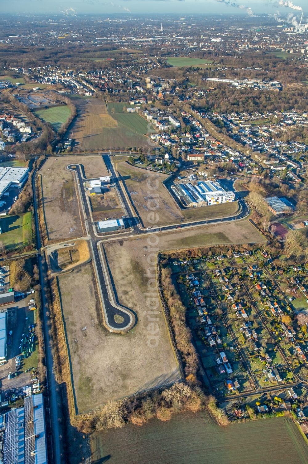 Bochum from above - Development area of trade surfaces between the Josef Baumann street and the Lorrainer avenue on the former BOGESTRA depot in the district of Hiltrop in Bochum in the federal state North Rhine-Westphalia